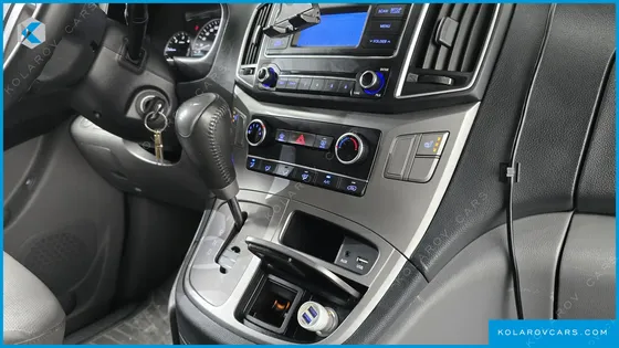 HYUNDAI STAREX FREEZER CAR