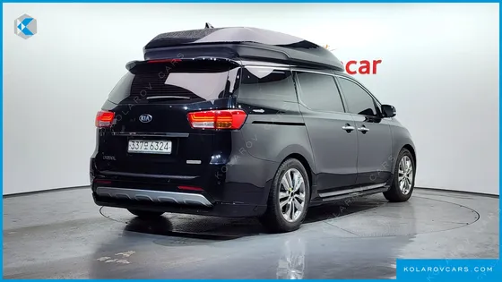 KIA CARNIVAL GASOLINE 7-SEATER HI-LIMOUSINE