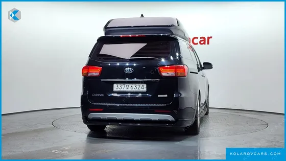 KIA CARNIVAL GASOLINE 7-SEATER HI-LIMOUSINE