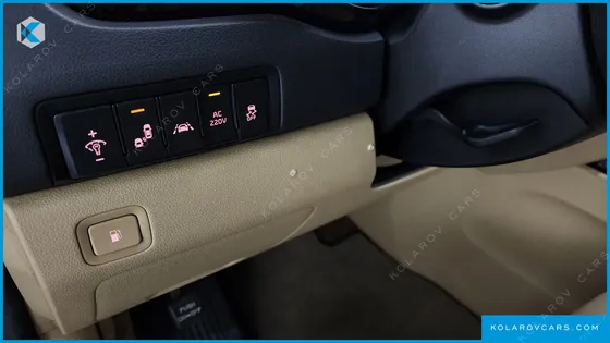 KIA CARNIVAL GASOLINE 7-SEATER HI-LIMOUSINE