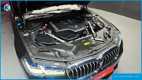 BMW 5 SERIES 530E M SPORT