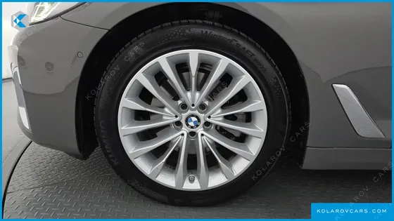 BMW 5 SERIES 520I LUXURY