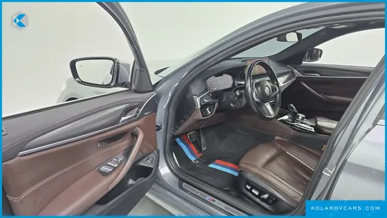 BMW 5 SERIES 523D M SPORT