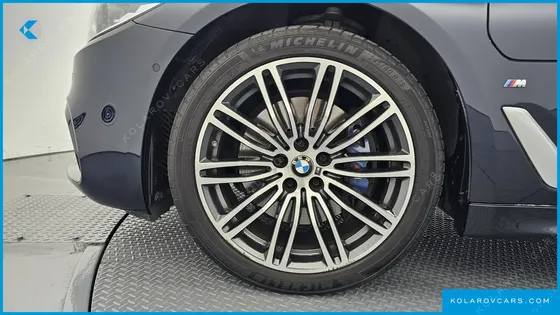 BMW 5 SERIES 530E M SPORT