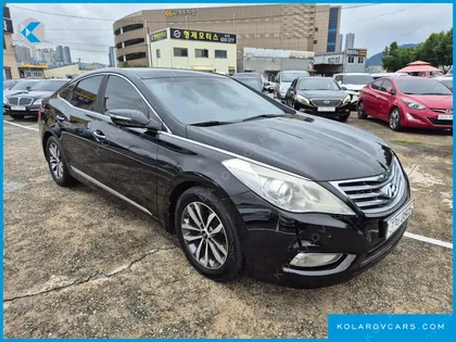 HYUNDAI GRANDEUR HG240 LUXURY