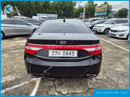 HYUNDAI GRANDEUR HG240 LUXURY