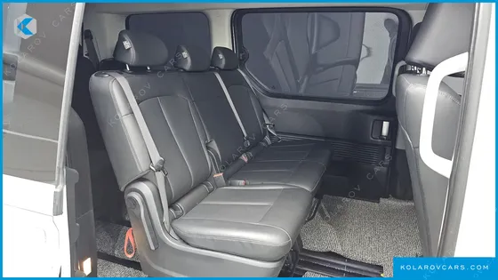 HYUNDAI STARIA TOURER 11-SEATER
