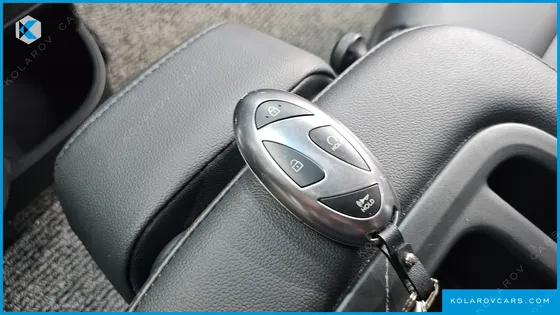 HYUNDAI STARIA TOURER 11-SEATER
