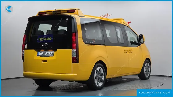 HYUNDAI STARIA L3.5  KINDER SAFETY CAR