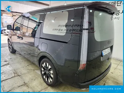 HYUNDAI STARIA 4WD LOUNGE 7-SEATER