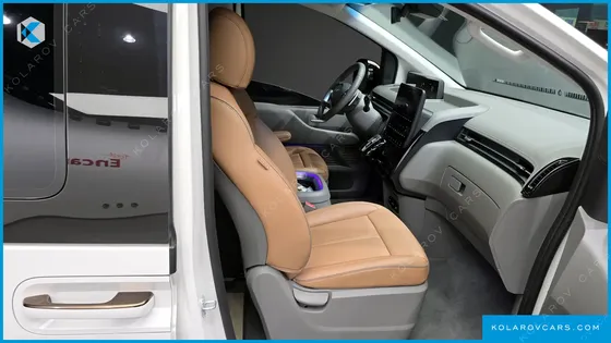 HYUNDAI STARIA 2WD CAMPING CAR