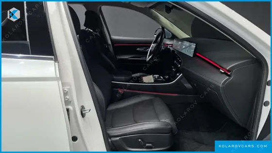 GENESIS GV70 2.5T GASOLINE 2WD