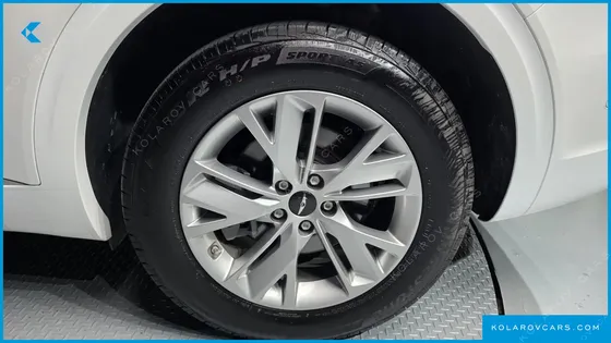 GENESIS GV70 2.5T GASOLINE 2WD