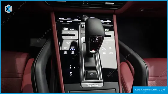 PORSCHE CAYENNE 3.0 PLATINUM EDITION