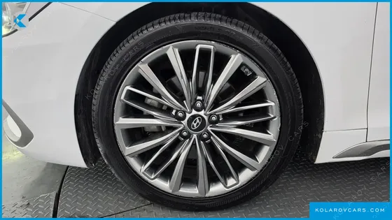 HYUNDAI GRANDEUR 3.0 EXCLUSIVE