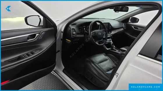 HYUNDAI GRANDEUR 3.0 EXCLUSIVE