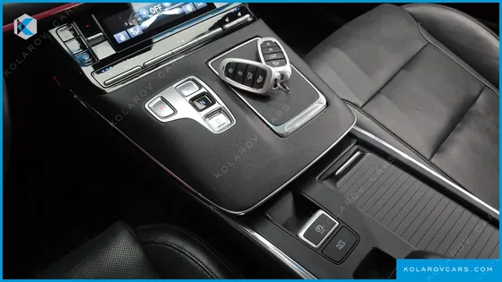 HYUNDAI GRANDEUR 3.0 LPI RENT CAR