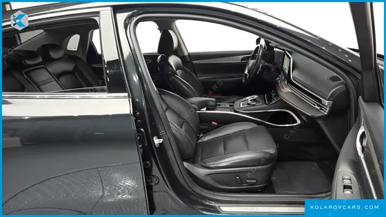HYUNDAI GRANDEUR 3.0 LPI RENT CAR