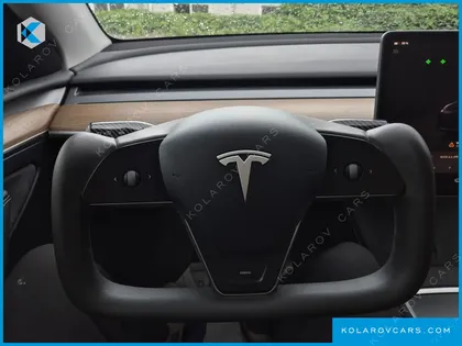 TESLA MODEL Y RWD