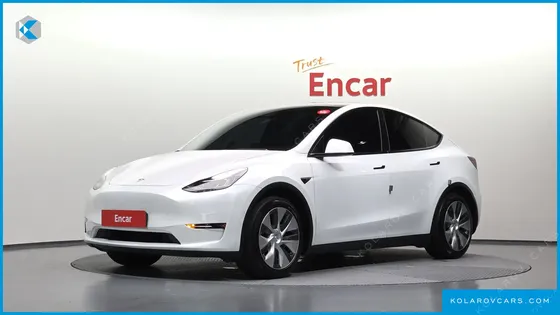 TESLA MODEL Y STANDARD RANGE RWD