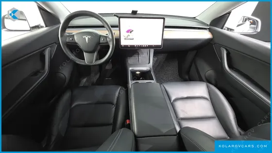 TESLA MODEL Y STANDARD RANGE RWD