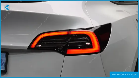 TESLA MODEL Y STANDARD RANGE RWD