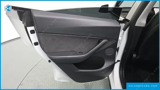 TESLA MODEL Y STANDARD RANGE RWD
