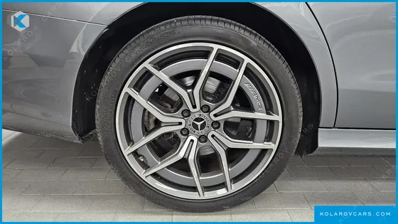 MERCEDES E-CLASS E220D 4MATIC AMG LINE