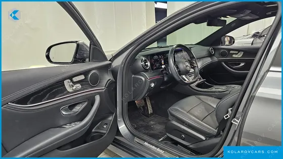 MERCEDES E-CLASS E220D 4MATIC AMG LINE
