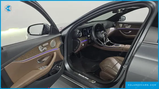 MERCEDES E-CLASS E300E 4MATIC EXCLUSIVE