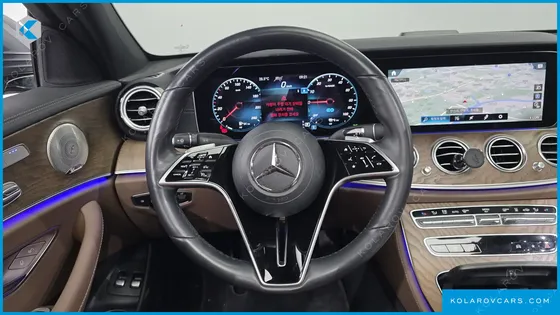 MERCEDES E-CLASS E300E 4MATIC EXCLUSIVE