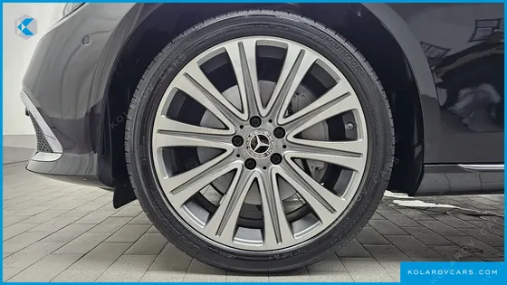 MERCEDES E-CLASS E300E 4MATIC EXCLUSIVE