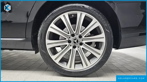MERCEDES E-CLASS E300E 4MATIC EXCLUSIVE