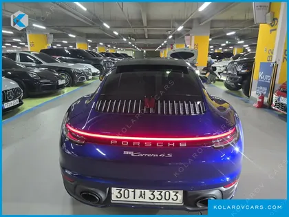 PORSCHE 911 CARRERA 4S