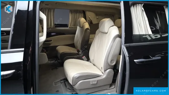 KIA CARNIVAL DIESEL 9-SEATER HI-LIMOUSINE