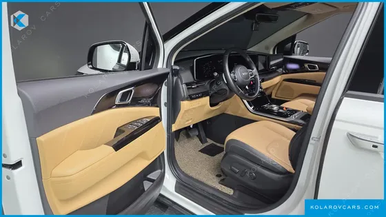 KIA CARNIVAL DIESEL 7-SEATER SIGNATURE
