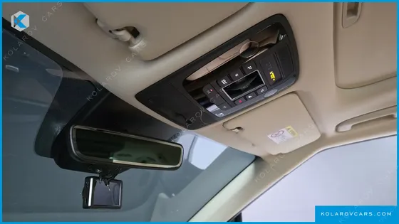 KIA CARNIVAL DIESEL 7-SEATER SIGNATURE