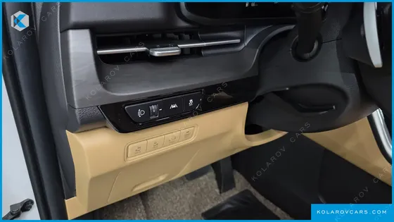 KIA CARNIVAL DIESEL 7-SEATER SIGNATURE
