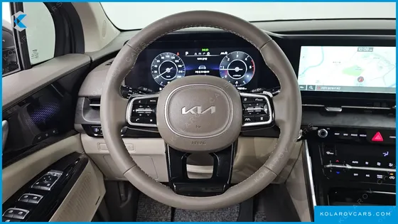 KIA CARNIVAL DIESEL 9-SEATER SIGNATURE
