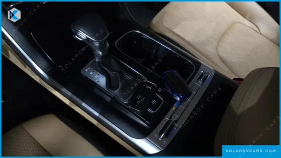KIA CARNIVAL GASOLINE 9-SEATER PRESTIGE
