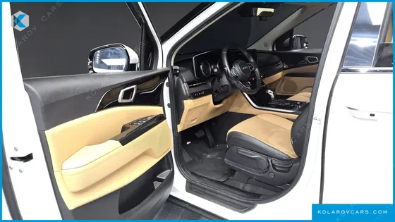 KIA CARNIVAL GASOLINE 9-SEATER PRESTIGE