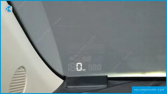 KIA CARNIVAL GASOLINE 9-SEATER PRESTIGE