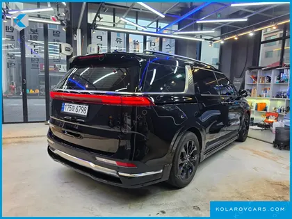 KIA CARNIVAL GASOLINE 7-SEATER SIGNATURE