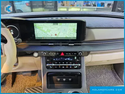 KIA CARNIVAL GASOLINE 7-SEATER SIGNATURE