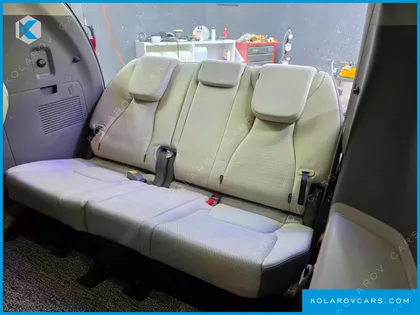 KIA CARNIVAL GASOLINE 7-SEATER SIGNATURE