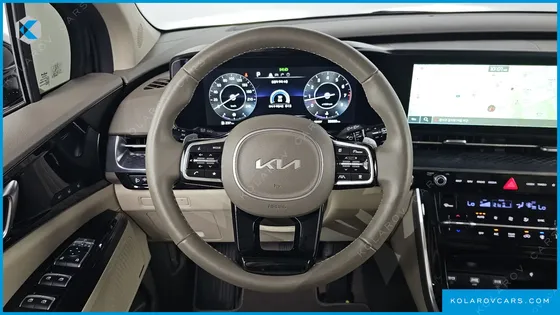 KIA CARNIVAL GASOLINE 7-SEATER HI-LIMOUSINE