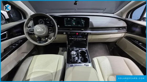 KIA CARNIVAL DIESEL 9-SEATER SIGNATURE
