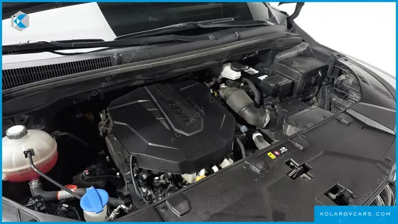 KIA CARNIVAL DIESEL 9-SEATER SIGNATURE