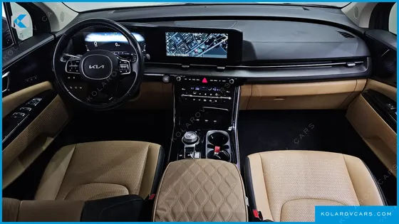 KIA CARNIVAL DIESEL 9-SEATER SIGNATURE