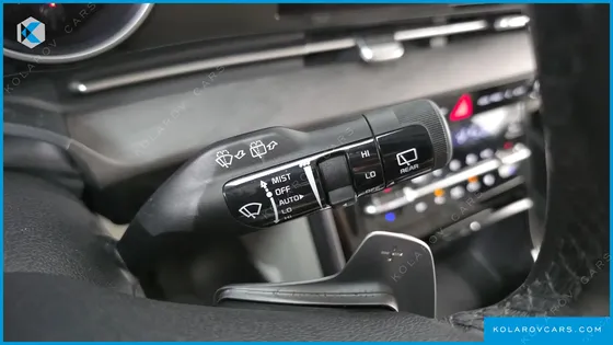 KIA CARNIVAL DIESEL 9-SEATER NOBLESSE